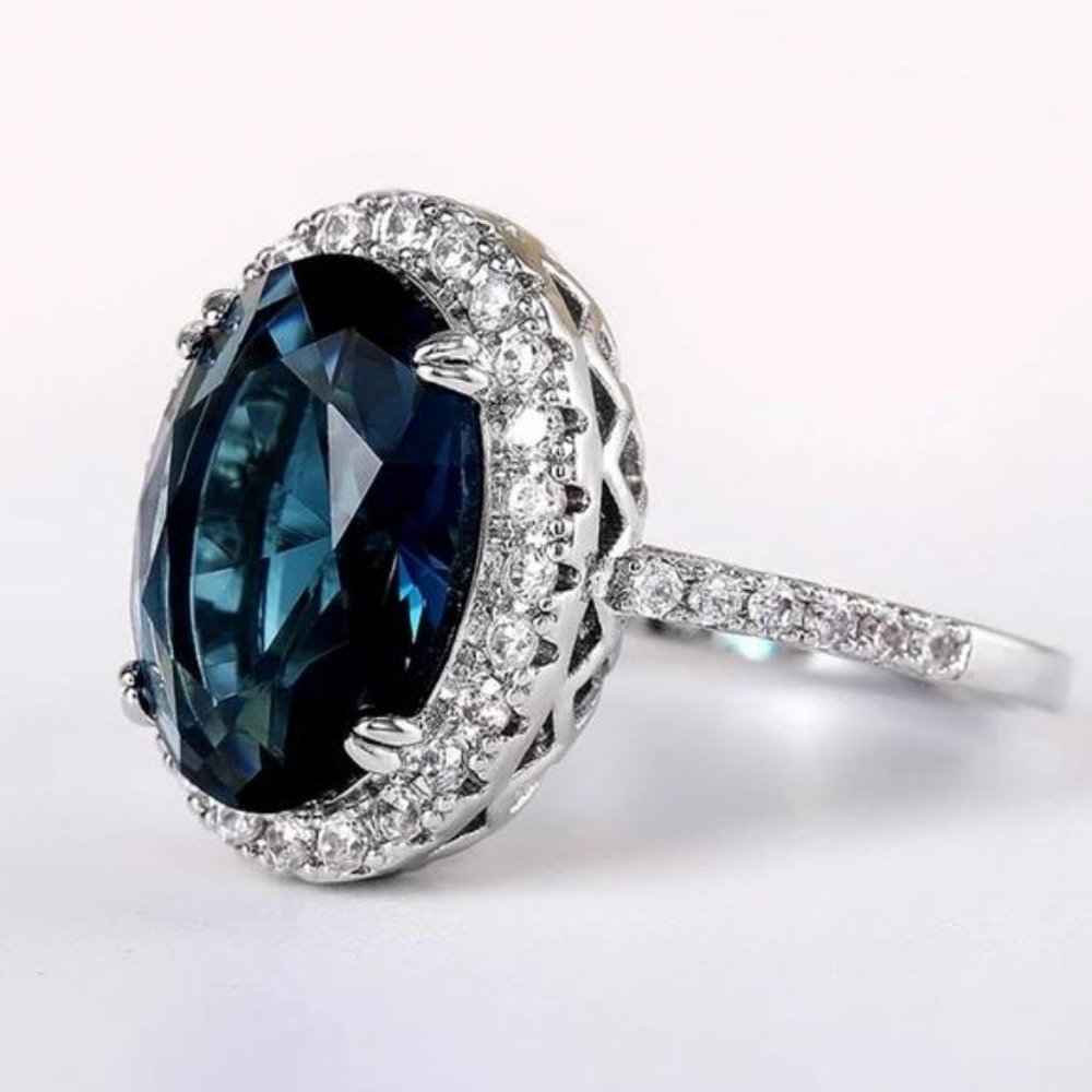 NEW 925 STERLING SILVER OVAL LONDON BLUE DIAMOND RING, CUTE RING, SHINY RING. - Picture 6 of 6